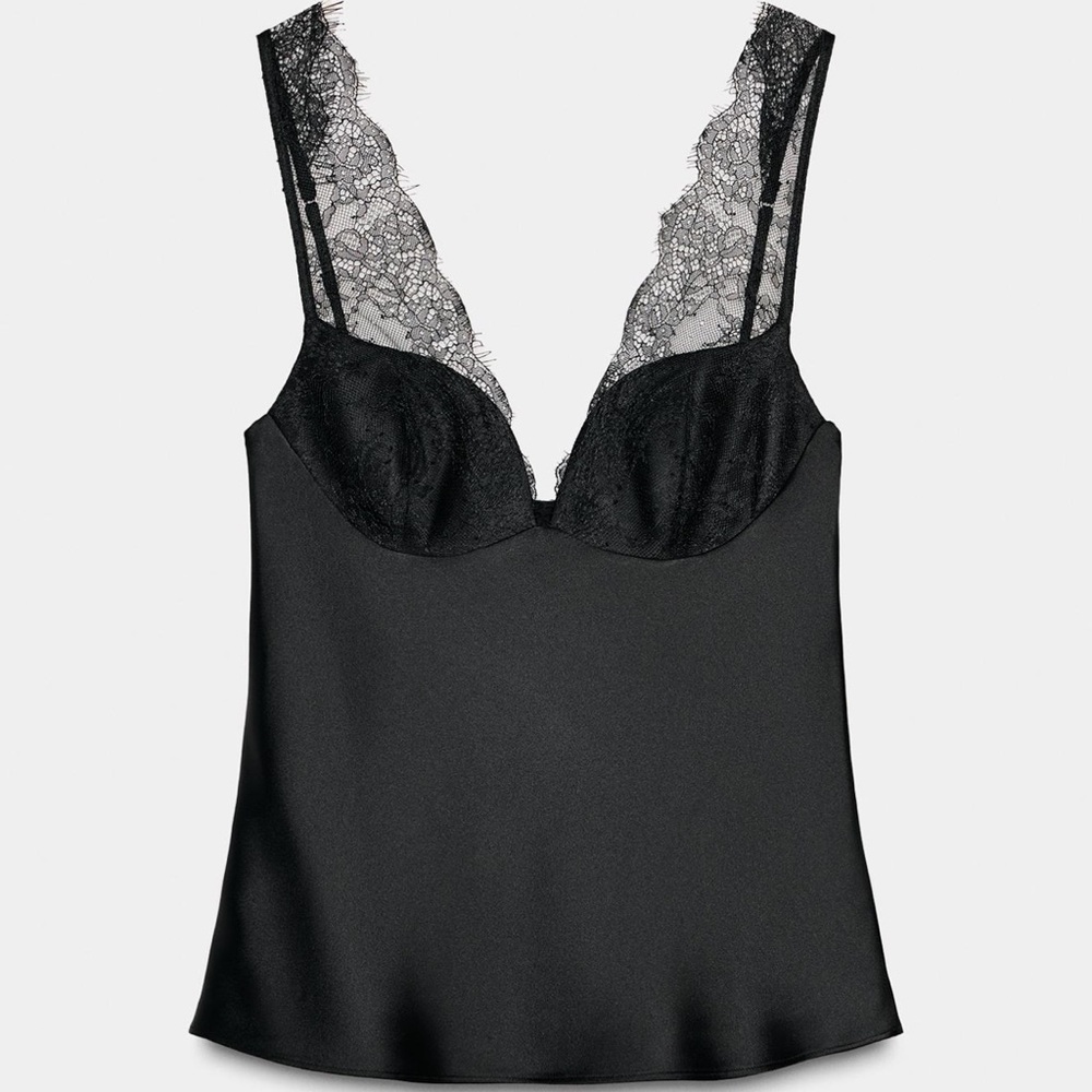 SATIN EFFECT LACE TOP